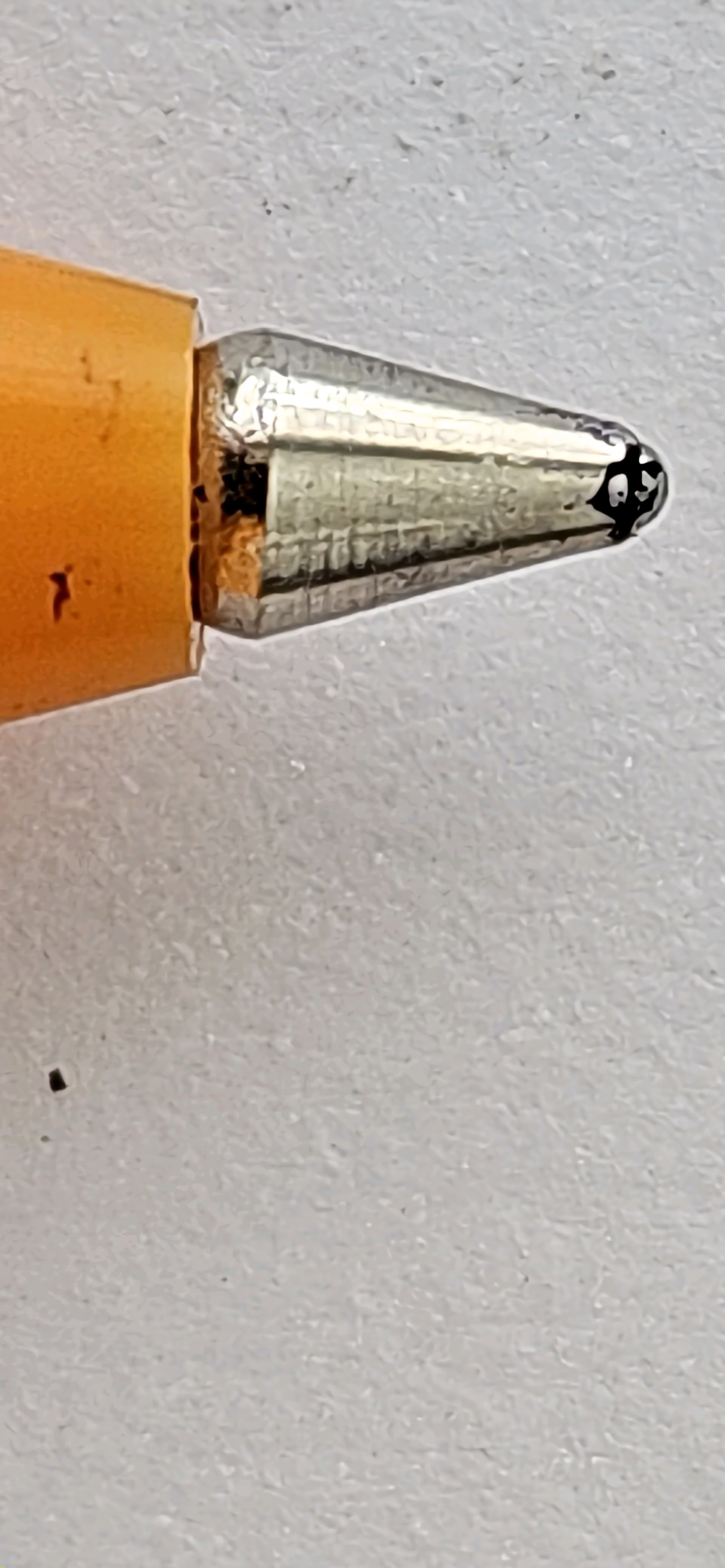 1000023692