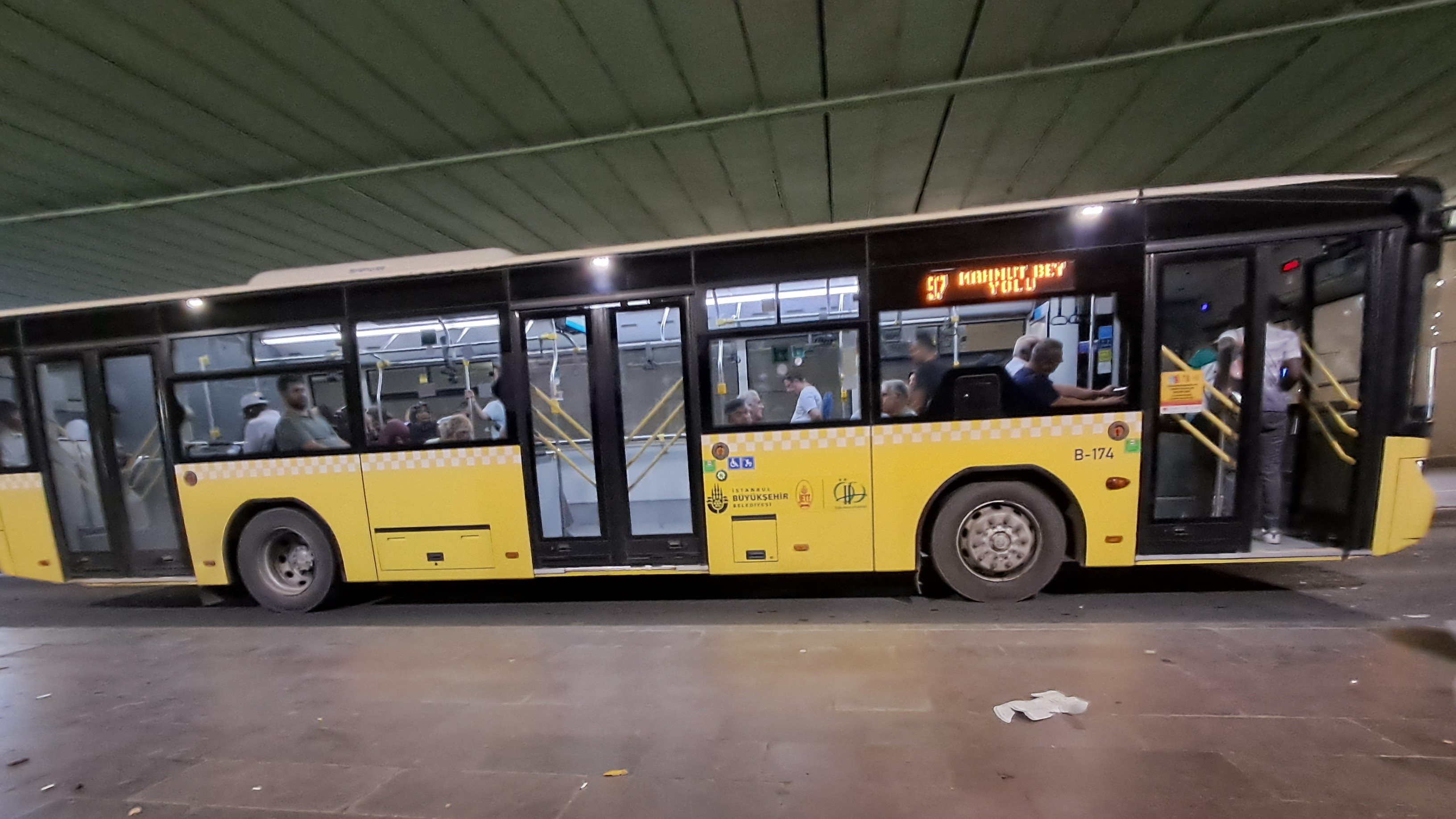 1000033000.jpg