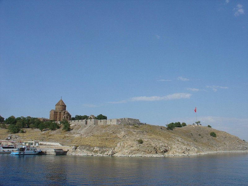 akdamar-island (2)