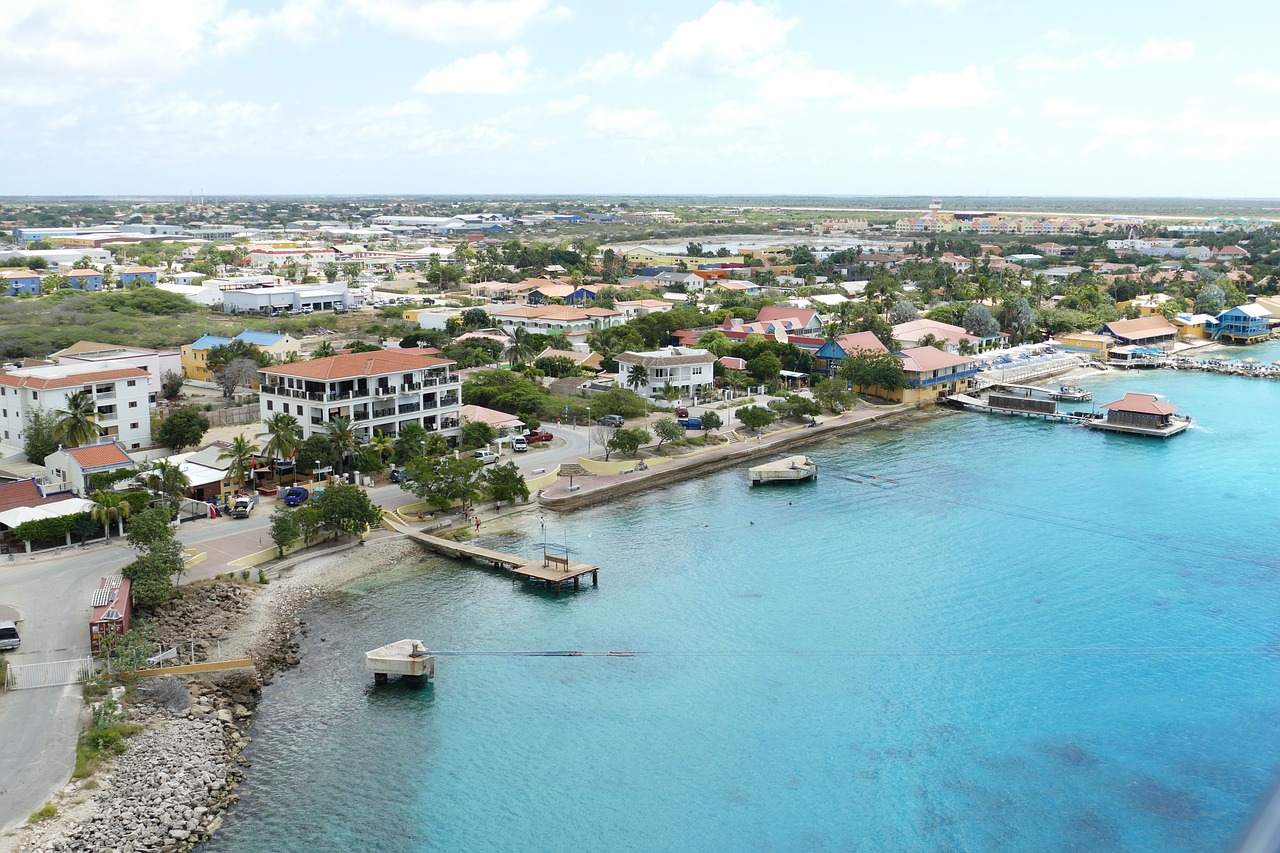bonaire-4881157_1280.jpg