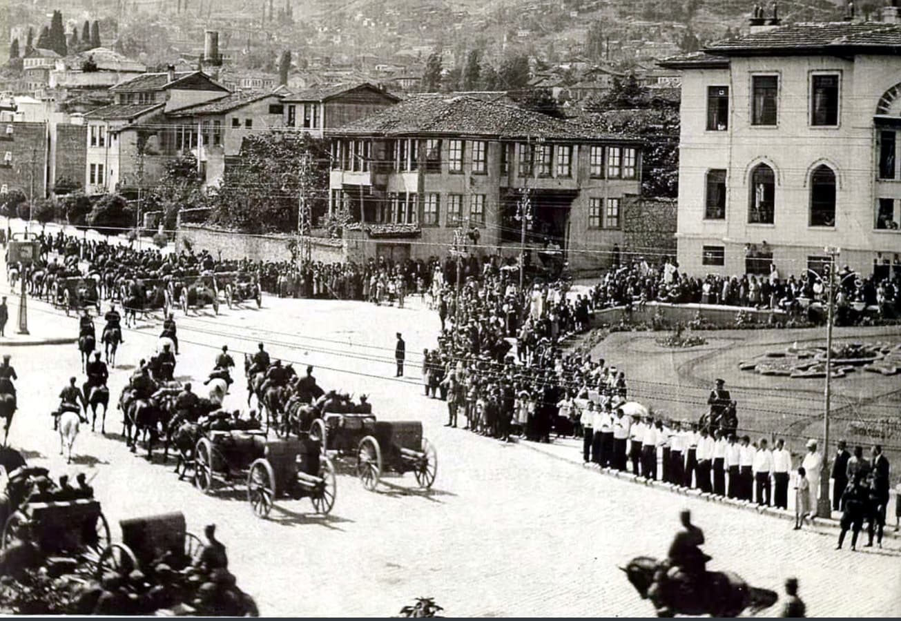 Bursa heykel