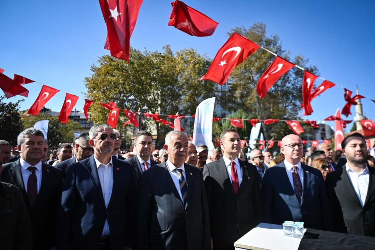 cumhuriyet_meydani_2.jpg