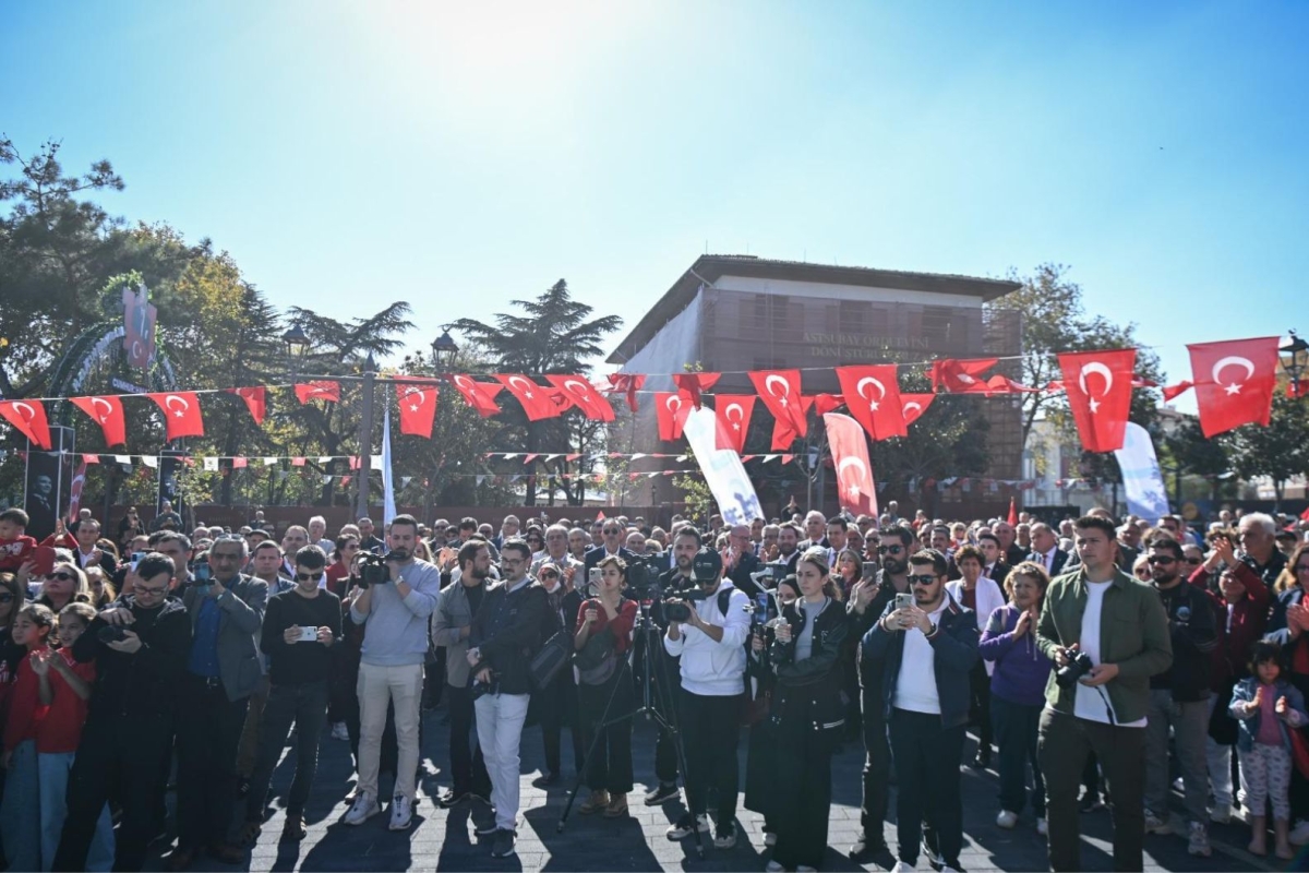 cumhuriyet_meydani_4.jpg