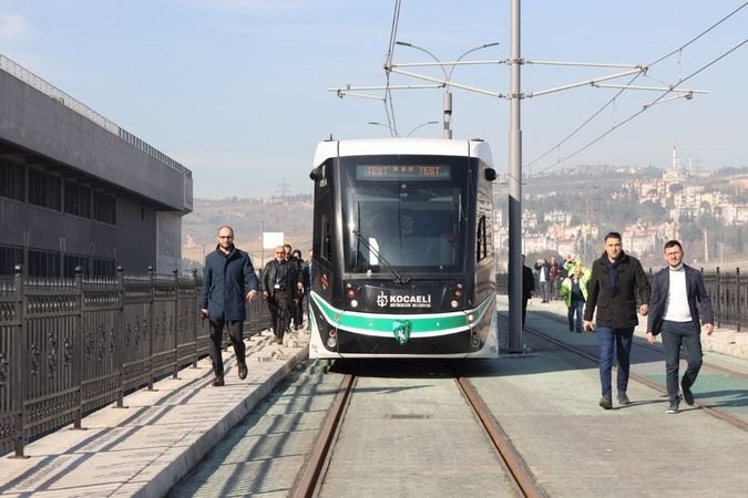 ehir-hastanesi-tramvayinda-test-surusu-5