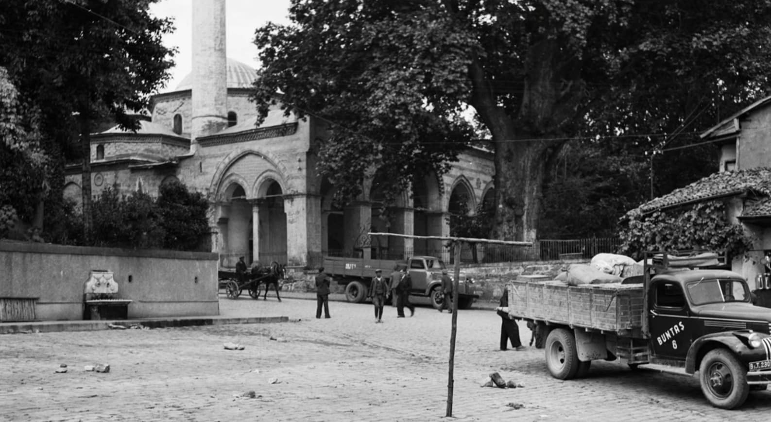 GaziOrhanBeyCami