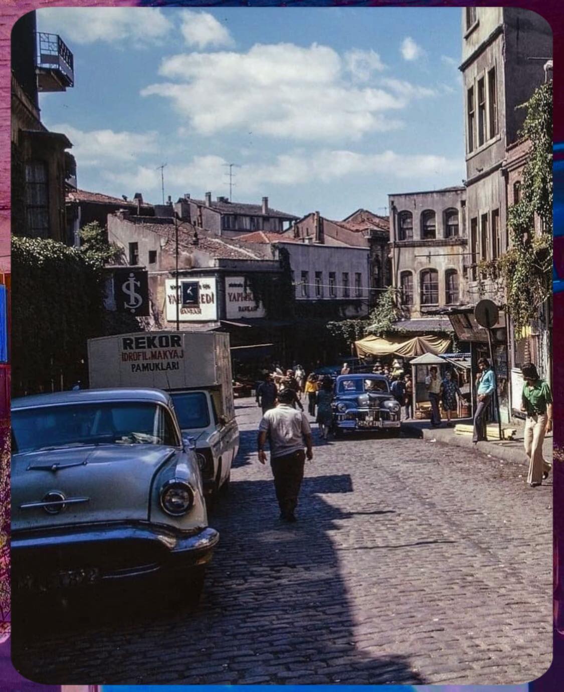 K U M K A P I 1977