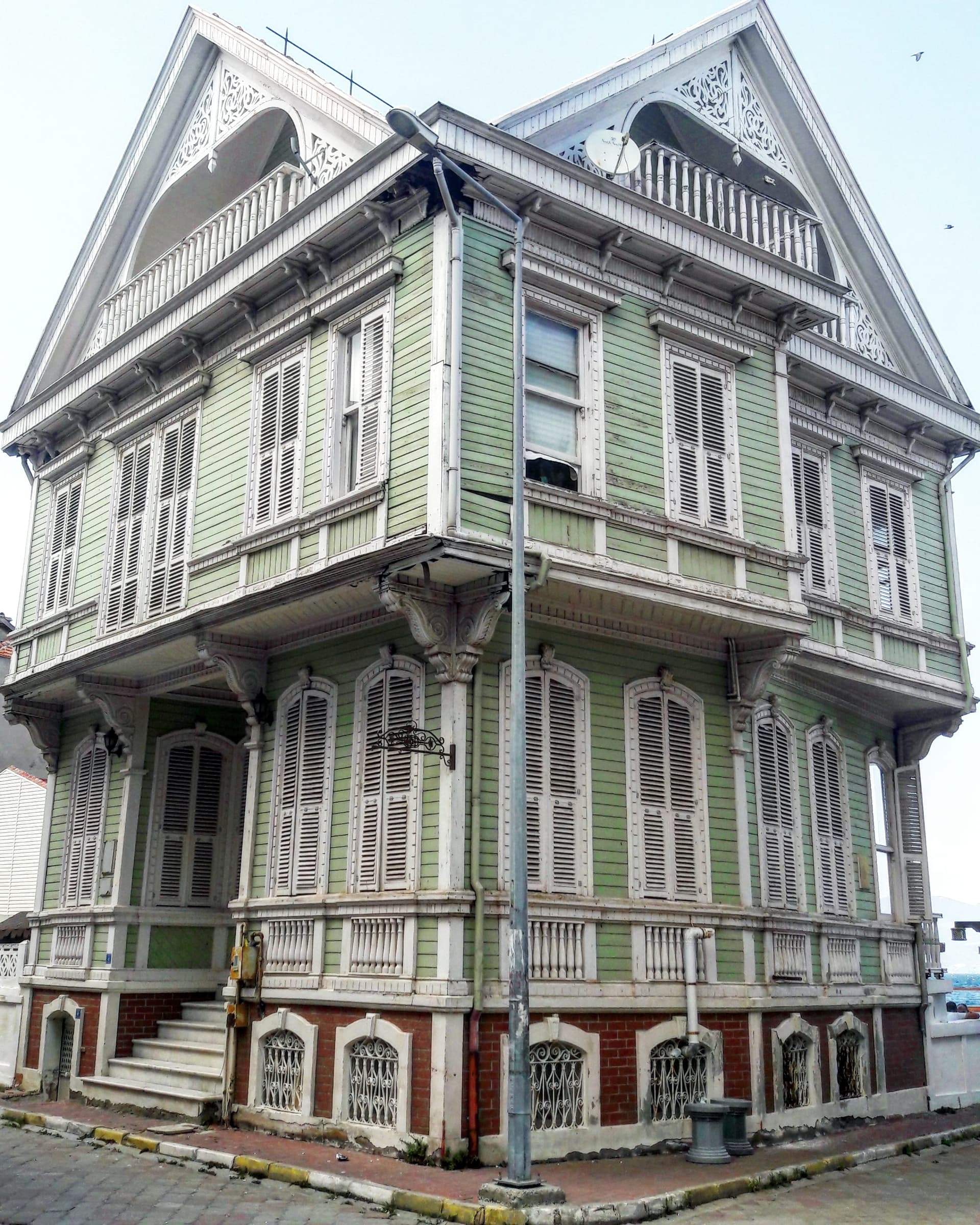 MUDANYA 10