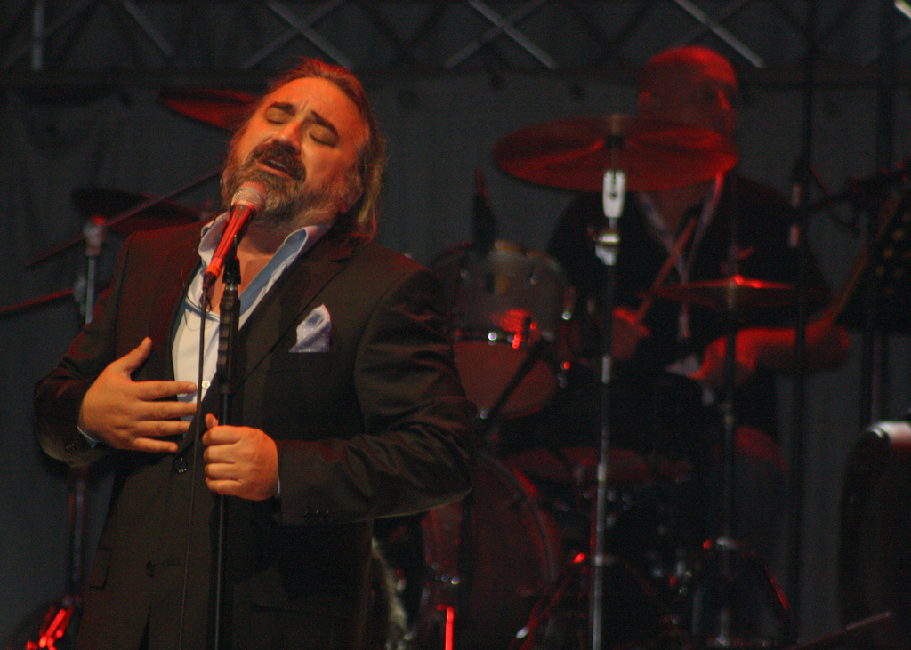 Volkan_Konak,_Ekim_2011.jpg