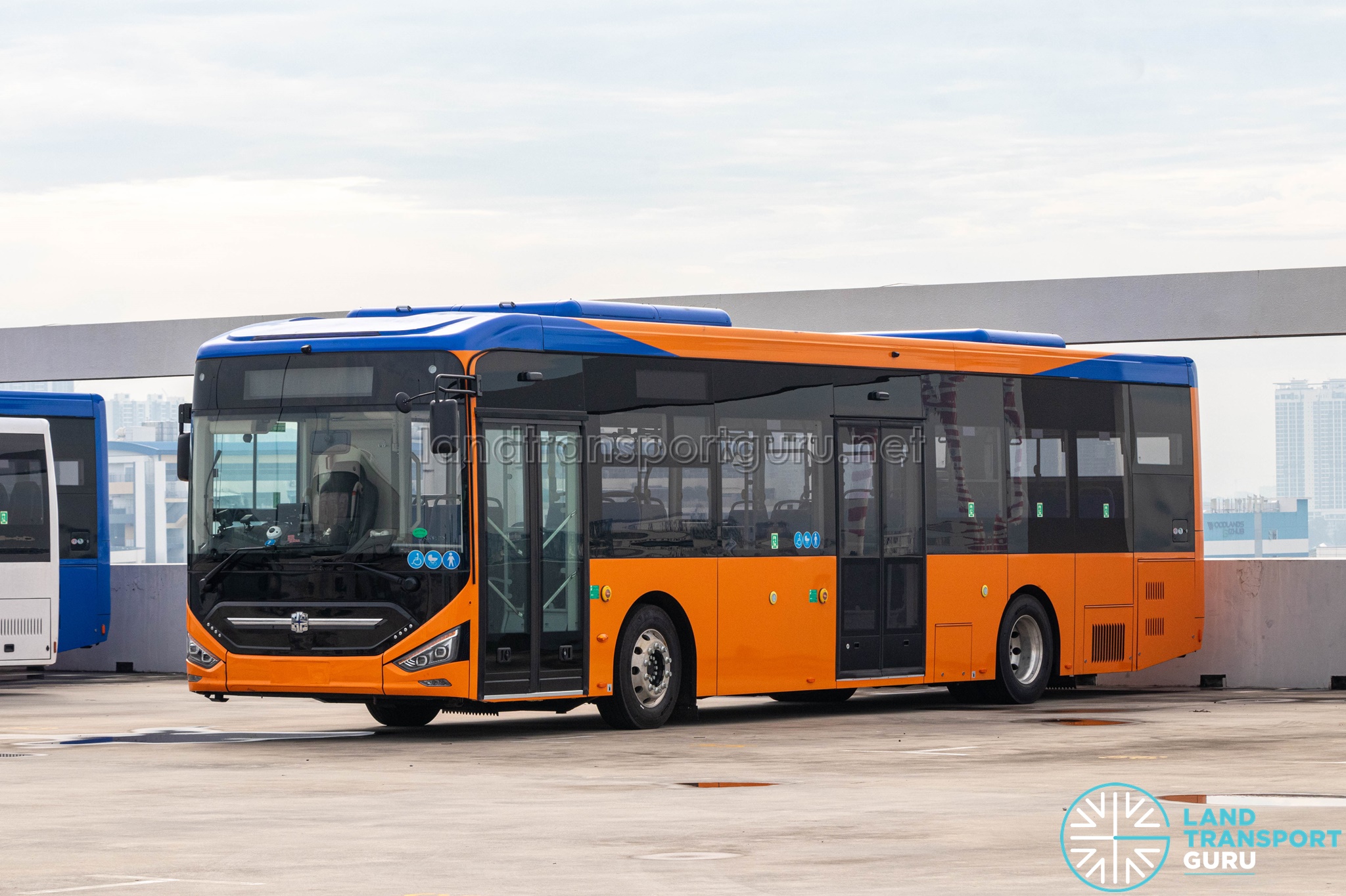 Zhongtong-LCK6126EVG-Aug22-2.jpg