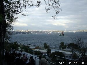 k_guliz_berkyer_stanbul_28_04e3d9dd5f.jpg