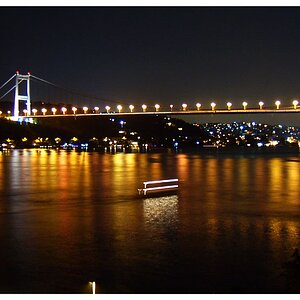bridge_view_from_Emirgan_at_ni_by_galopper.jpg