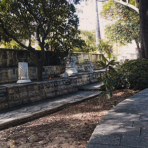 Tarsus St. Paul Kilisesi Avlusu