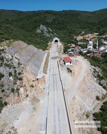 1.-YAZI-İÇİN-HIZLI-TREN-İNŞAATINDA-SON-DURUM-360x450