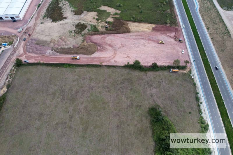 1727081997-a1c1b5409476d6cc2e96