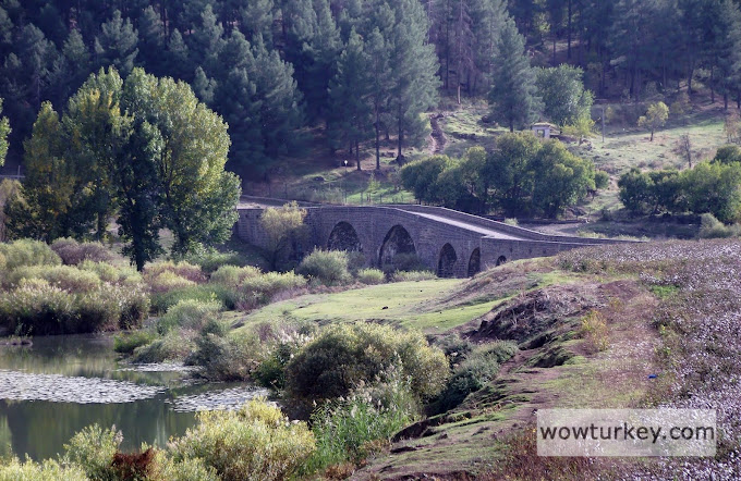 Tarihi Devegeçidi Köprüsü