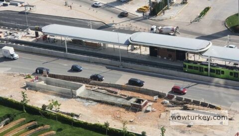 2.-YAZI-İÇİN-GEÇİT-İSTASYONU-YOLU-DARALTTI-480x275