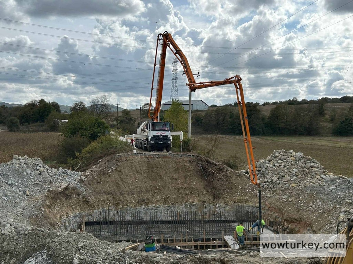 20240924-tatarahmet-koprusunde-temel-betonu-dokuldu-231083-20d9db14dbaf34a4b74c