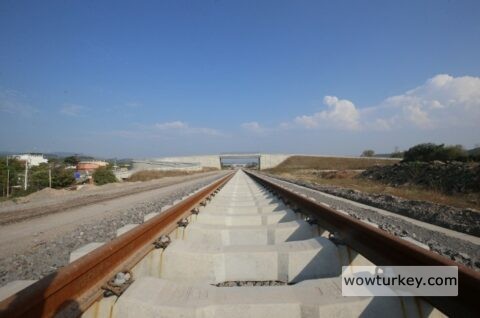 3.-YAZI-ICIN-DEMIRYOLU-GECMEYEN-EN-BUYUK-IL-BURSA-480x318