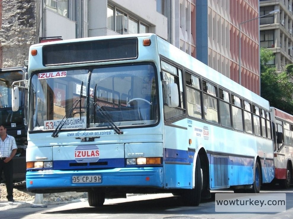 35 CPJ 91 Volvo B10M.jpg
