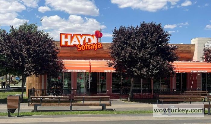 3709180_45e78278116f27a0d82be5ab9f2a1196