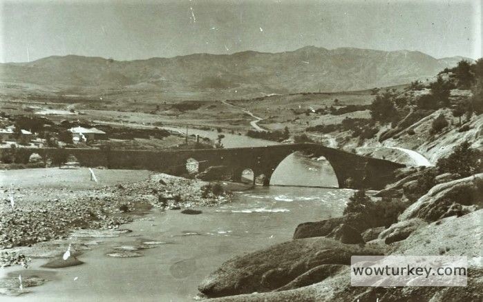 71937e77189a407fb74f69624d1ba5af