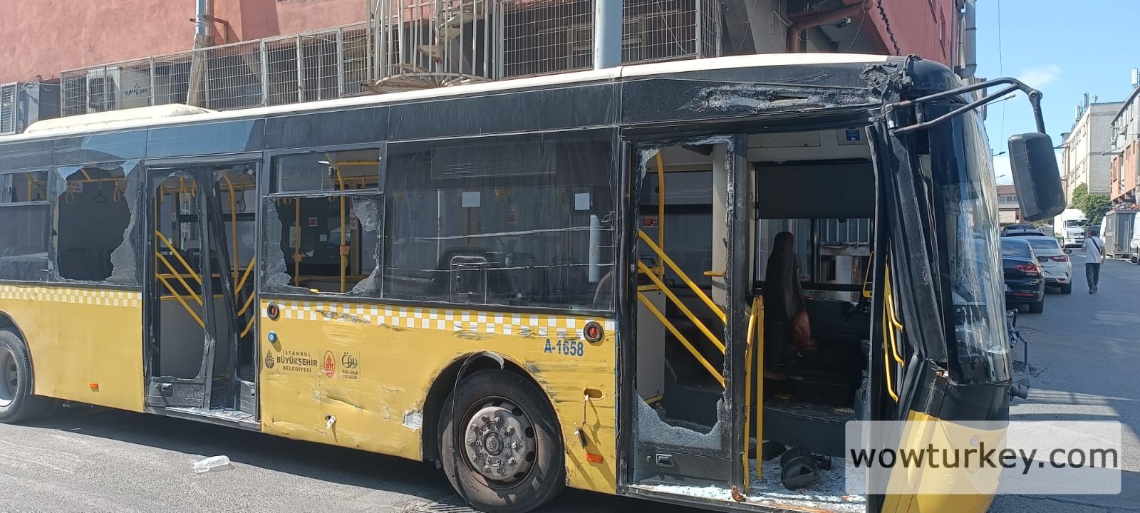 A-1658 Maddi Hasarlı Kaza.jpg