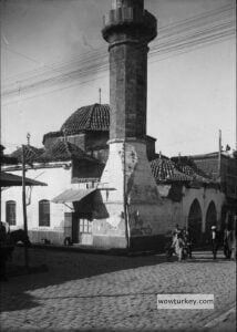 Adana-Kemeralti-Camii-214x300