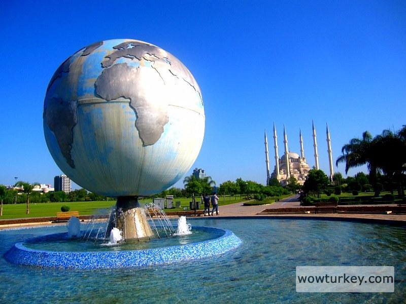 adana-merkez-parkinda