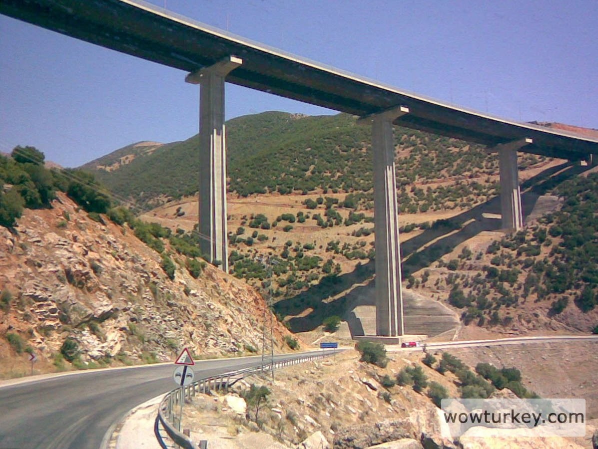 atatürk viyadüğü.jpg