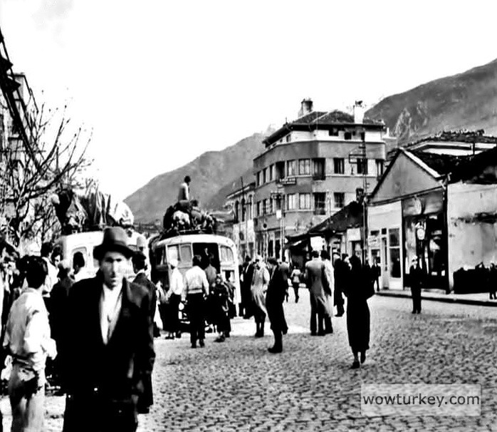 AtaturkCaddesiValilikyanı3