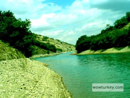 Baraj_suyu_azalmıs_hali_-_panoramio