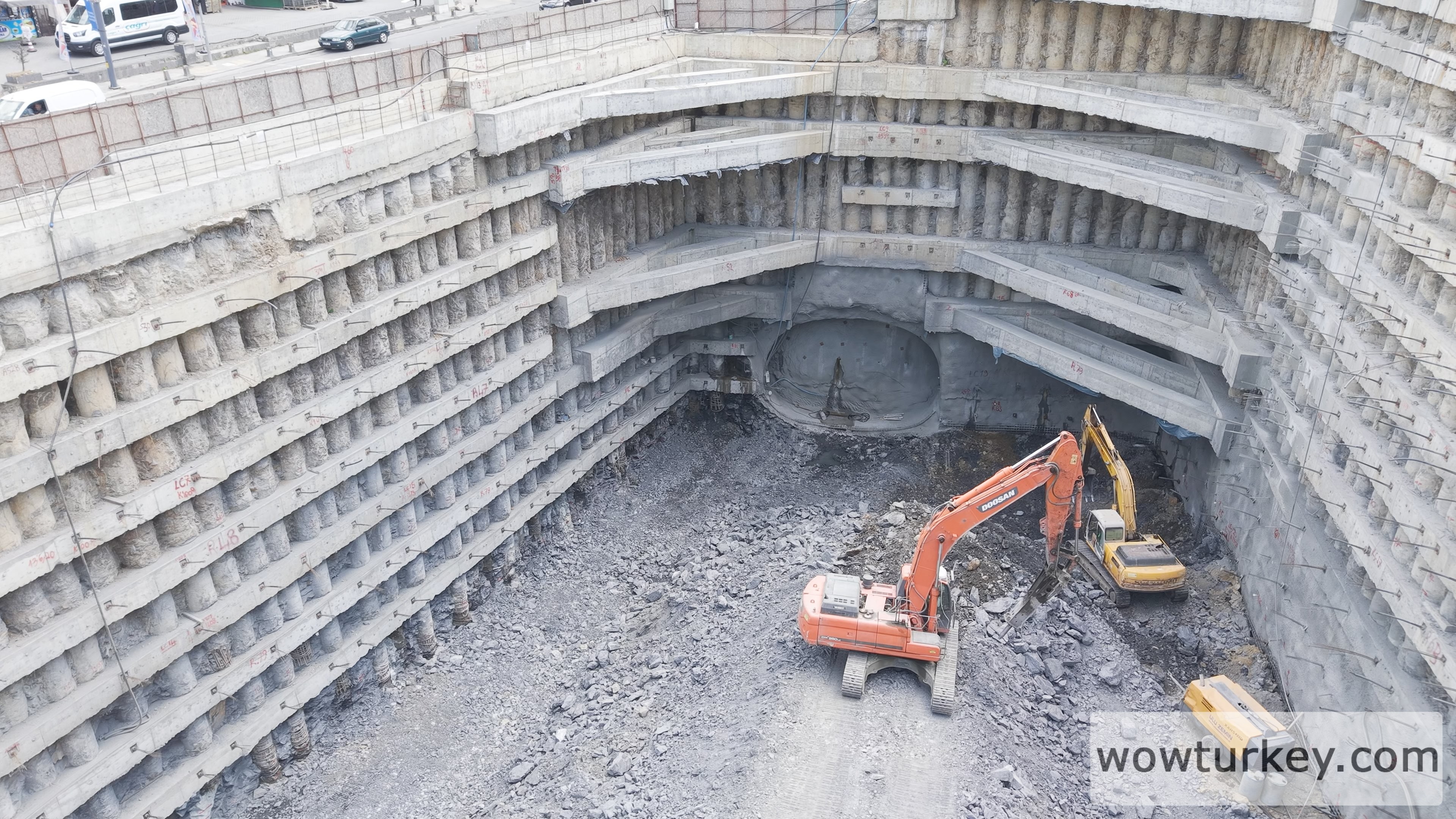 Bosna-Bulvarı-İstasyonu.00_00_55_14.Still003 (1).jpg