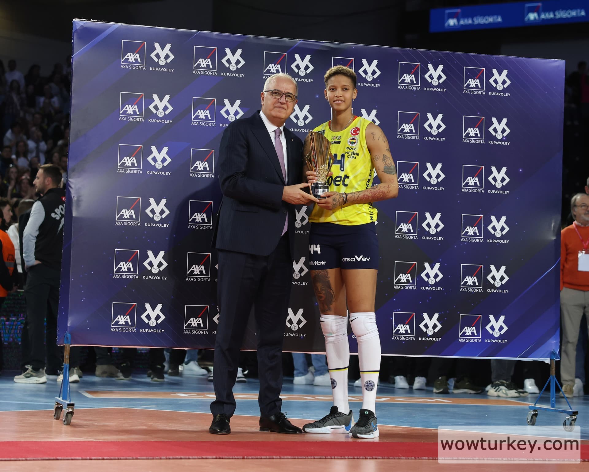 c32b422f-65a2-4ee0-aaec-374c8d72e888