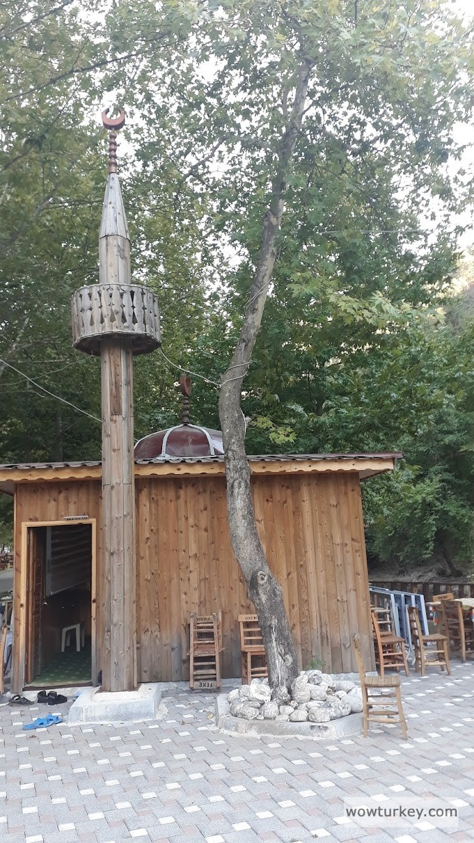 Farsaklar piknik alanı ve çocuk parkı