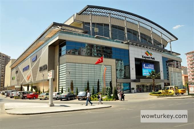 images - 2024-02-19T203902.764