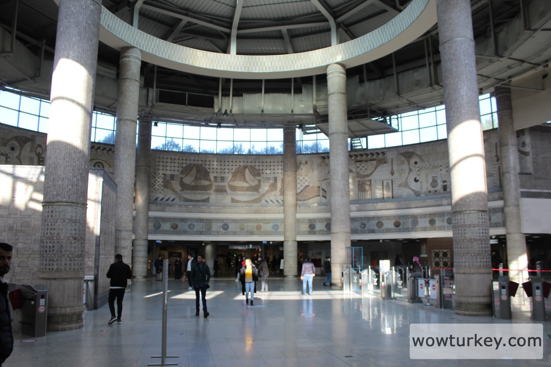 IMG_6715 yenikapı metrosu