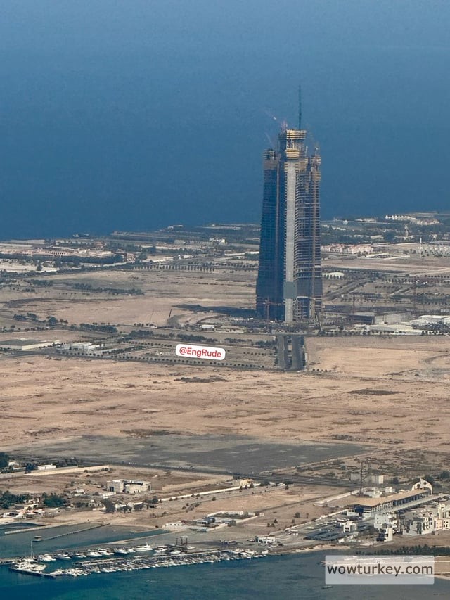 jeddah-tower-now-is-at-71-floors-which-is-295-meters-967-ft-v0-dyjbcit88y9f1.jpg