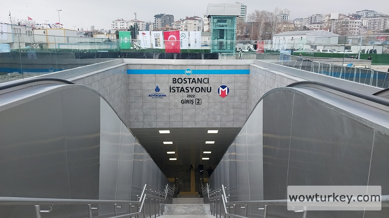 M8_Bostancı_Metro_2.jpg