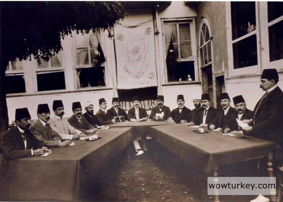 MahfelİttihatTerakkiToplantısıCumhurbaşkanı CelalBAYARsoldan6