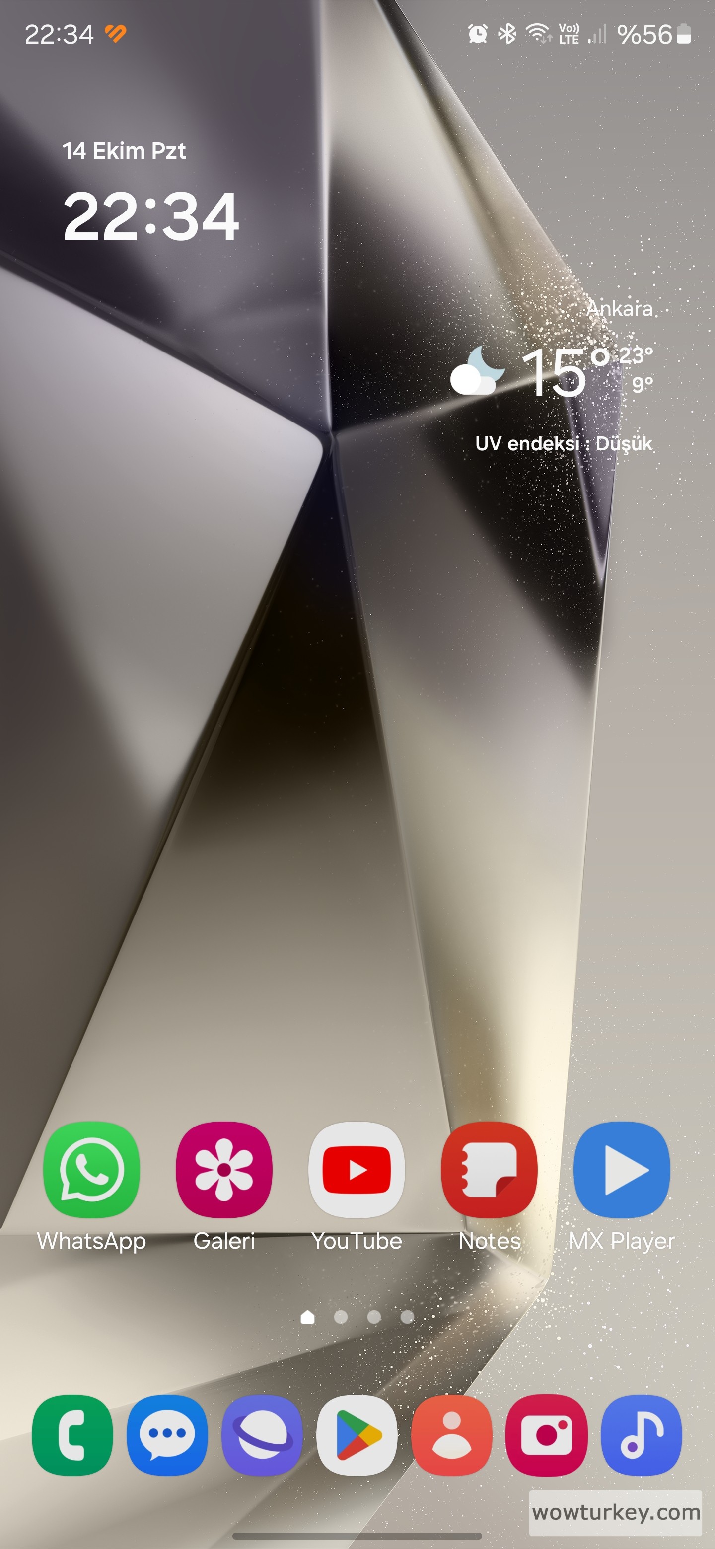 Screenshot_20241014_223446_One UI Home.jpg