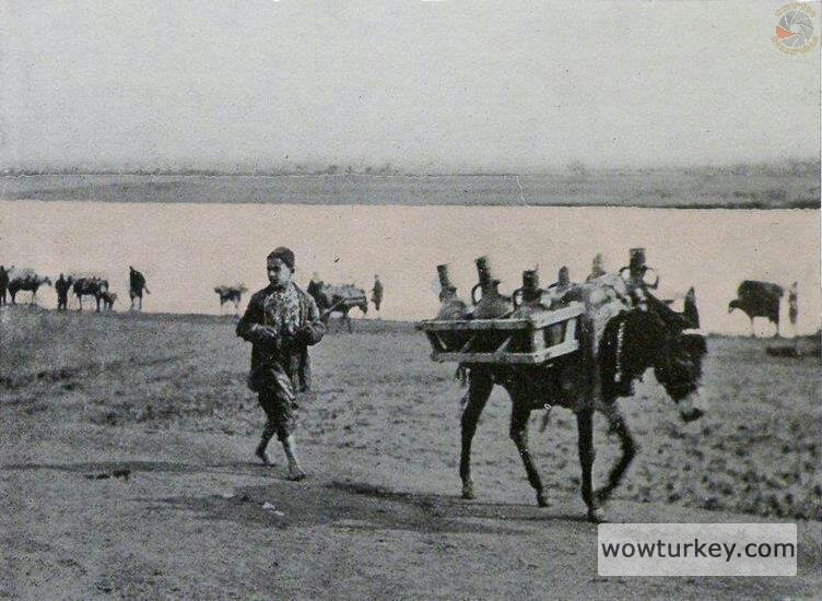 Su-taşıyan-çocuk-Adana-1917