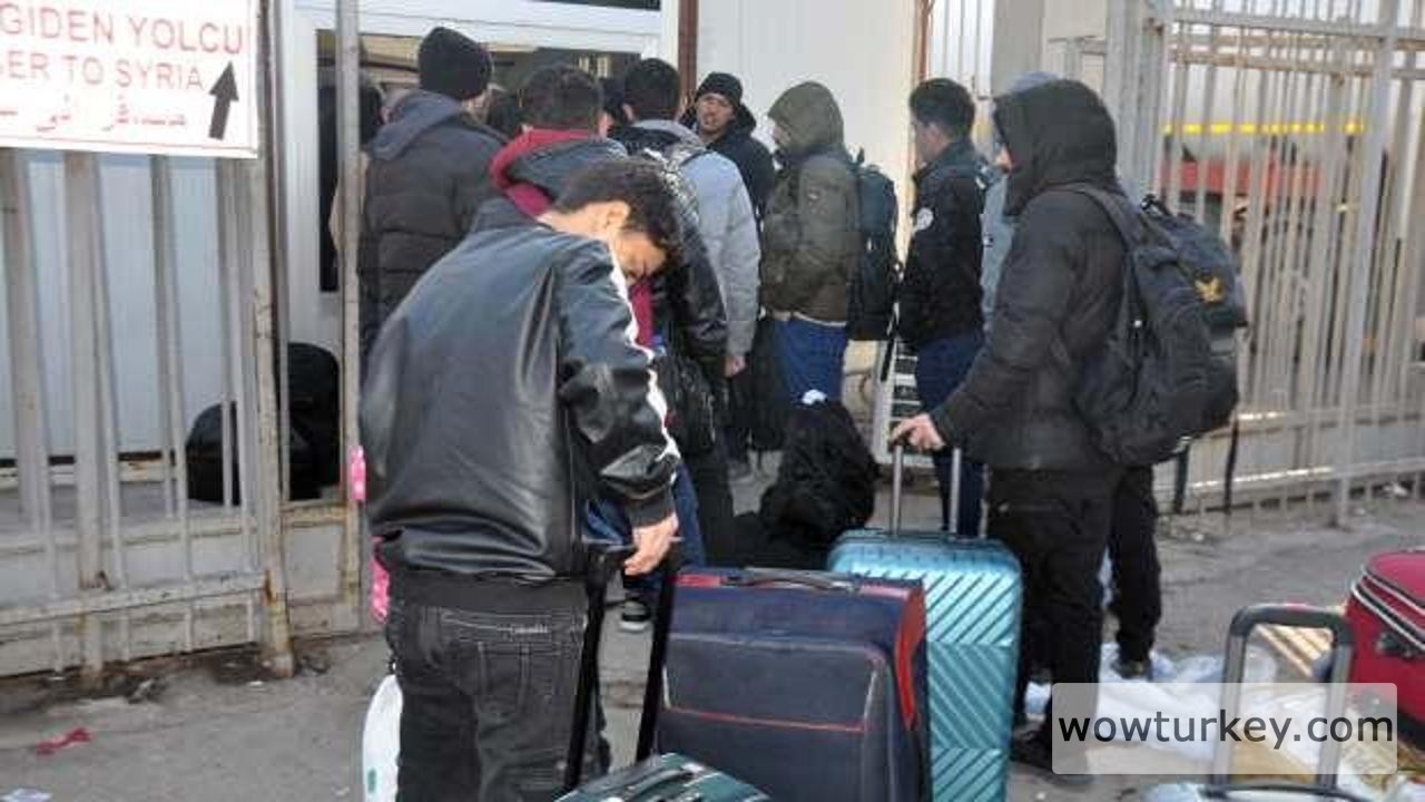 suriyeliler_halepe_donuyor_1733229230_8142.jpg