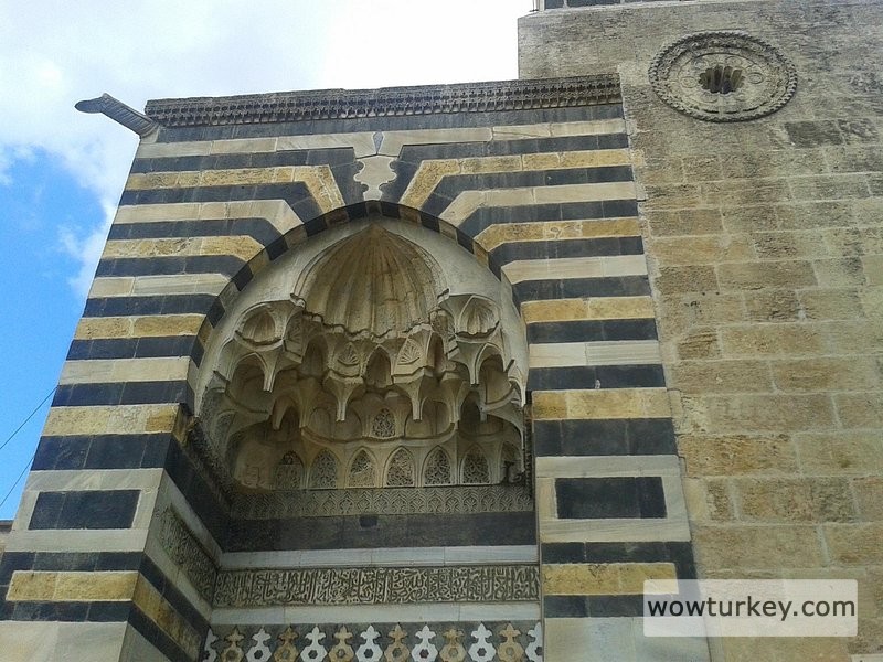 ulu-cami-ve-kulliyesi (1)