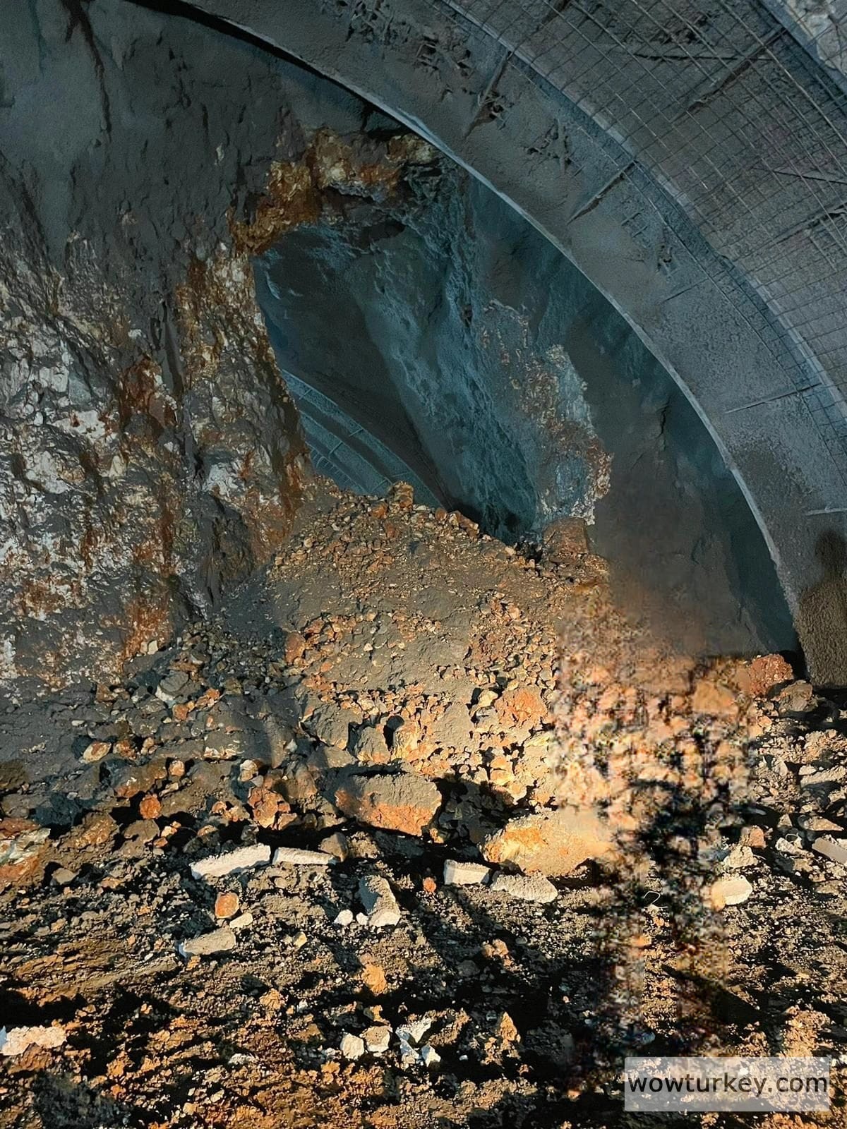 WhatsApp Image 2025-10-15 at 00.34.57.jpeg