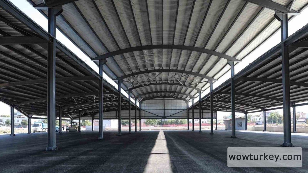 yuregir-yeni-kapali-semt-pazarina-kavusuyor