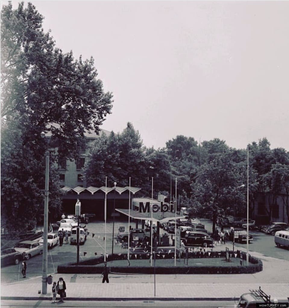 Besiktas eski  Mobil.jpg