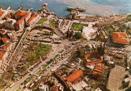 Besiktas iskele ve civari 1982.jpg
