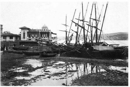 Besiktas iskelesi ( eski ).jpg