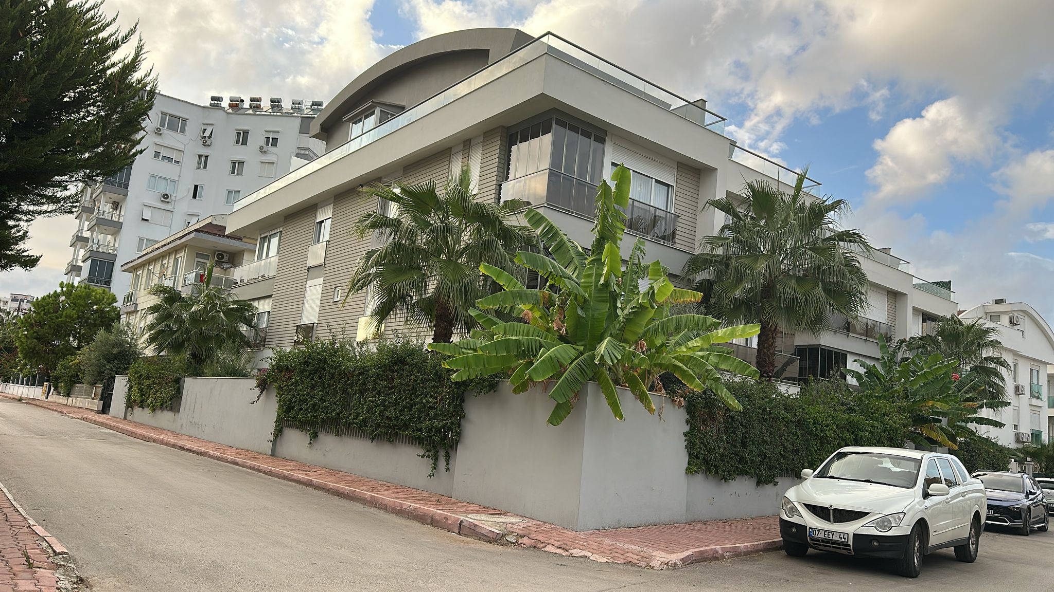 WhatsApp Image 2025-10-22 at 17.11.30.jpeg