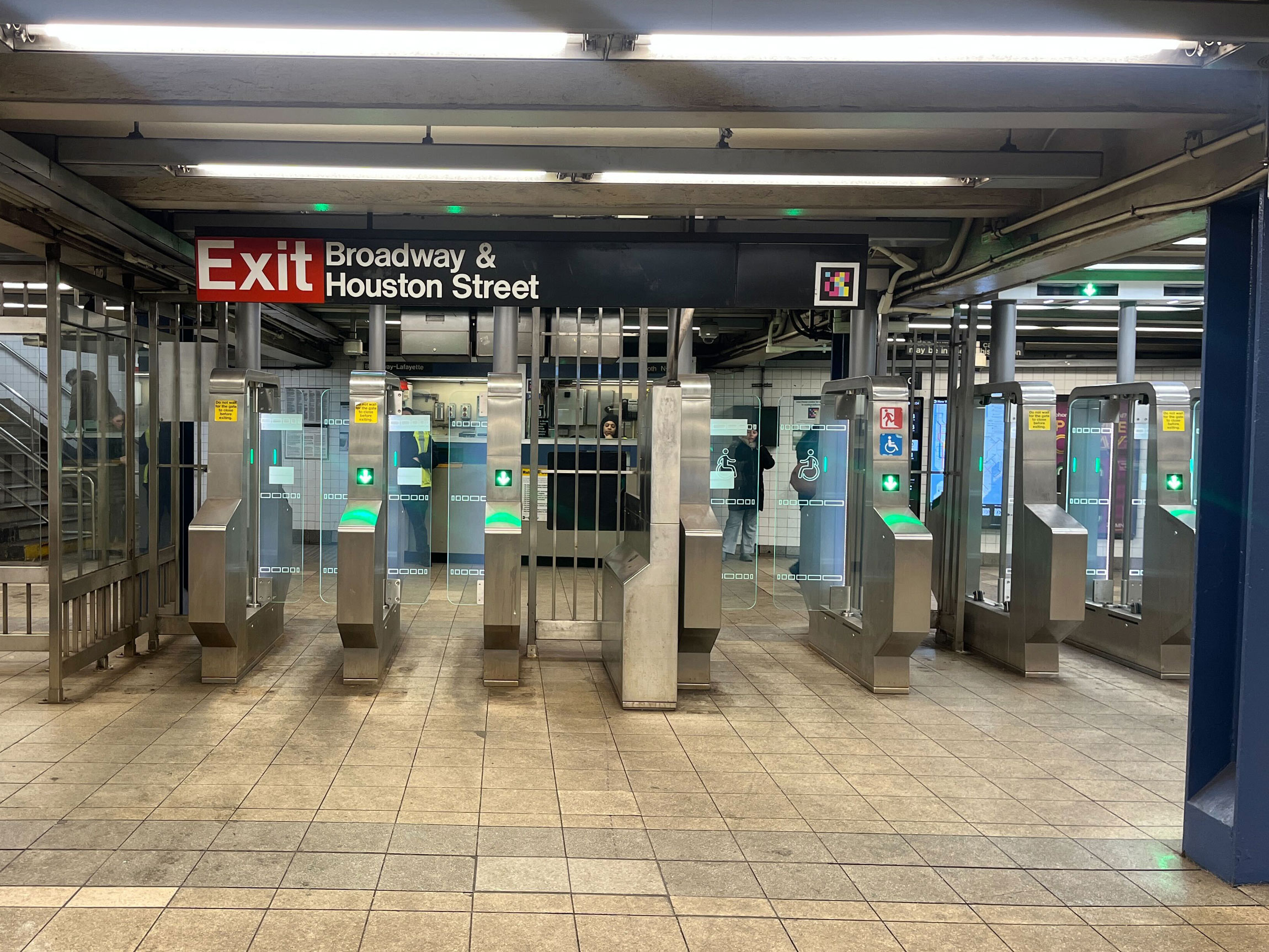 Photo by Ming Lin Photo by Ming Lin